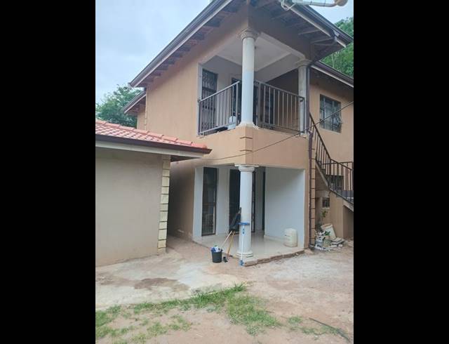 2 BEDROOM PROPERTY TO RENT IN KWADABEKA A